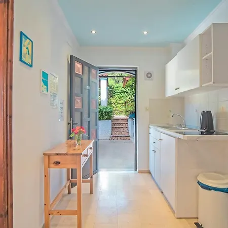 Apartment Andromaches Sea View *